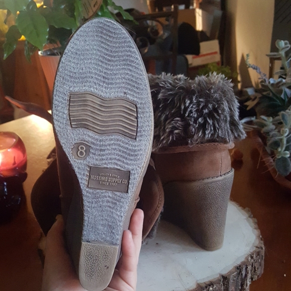 Mossimo Suade and Fur Boots - Picture 6 of 7